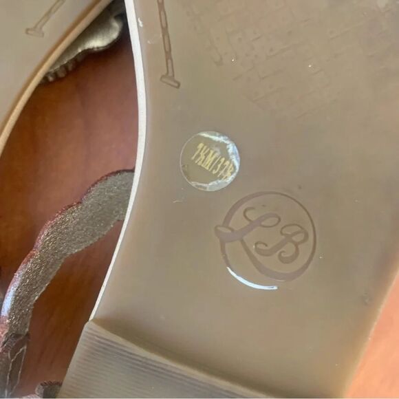 New‎ Lucky Brand Flat Seahorse Sandals Metallic 7.5 / 37.5 Gold - Picture 6 of 10